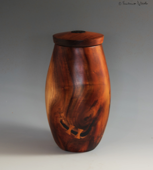  Maui Koa urn 